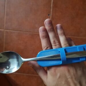 Soporte para ayudar a sostener la cuchara