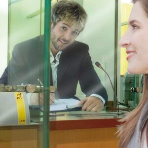Sistema de bucle magnético para mostrador, bucle magnético servicio al cliente, bucle magnético turismo accesible, sistema de bucle de inducción discapacidad auditiva, ayuda auditiva atención al publico turismo inclusivo, sistema bucle magnético transmisión sonido audífonos discapacidad auditiva y sonidos portable personas con baja audición adulto mayor discapacidad auditiva, ayuda auditiva, audífonos especializados problemas auditivos para sordos abuelos, personas mayores