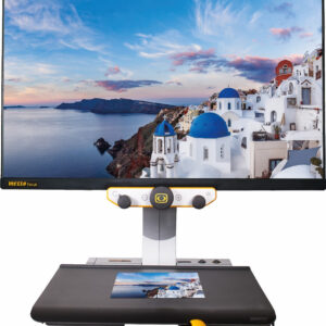 Lupa Electrónica Reinecker Mezzo Focus - 24" Estos dispositivos facilitan que personas con baja visión puedan volver a leer un libro, una carta, una receta médica, cualquier texto impreso y hasta imágenes, lo cual ayuda a recuperar calidad de vida. Las lupas electrónicas o magnificadores de imágenes, son dispositivos que amplían el texto o las imágenes, para que las personas con baja visión puedan tener acceso a documentos impresos. También ofrecen diferentes personalizaciones de colores en la letra y el fondo, para obtener un mayor contraste que se adapte a las necesidades del usuario. La línea de lupas electrónicas de escritorio Mezzo compactas de Reinecker combina lo último en tecnología de cámaras digitales con un diseño elegante, compacto y fácil de usar. Mezzo utiliza la tecnología de alta definición de baja visión (LVHD) para ofrecer una imagen FullHD de alta resolución sin borrosidades ni sombras, brindando al usuario imágenes nítidas y de alta resolución incluso con los niveles de aumento más altos. La cámara FullHD amplía su material de lectura con la mejor calidad de imagen, mínimo ruido de imagen y reflejo reducido de superficies brillantes. También puedes beneficiarte de la reducción de sombras mientras escribes a mano. Con su monitor de pantalla plana LED de alta resolución, la unidad ofrece una excelente ergonomía y movilidad, lo que convierte al Mezzo en el sistema más cómodo disponible. Las características incluyen: • Monitor de pantalla plana LED de alta resolución de 24" (1600x 900 píxeles) • Ampliación de 3,8X a 45X, con enfoque automático • Tecnología NELE (Experiencia de luz de evolución natural) para reducir sombras y reflejos, especialmente importante al escribir a mano • Sencillo e intuitivo Operación con 3 botones • 6 selecciones de color personalizables, incluido todo color • Control de brillo, con ventanas y marcado de líneas • Mesa XY con freno • Peso: 23 libras