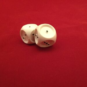 Kit 4 pares de dados con puntos en relieve juego personas con Baja visión ciegos